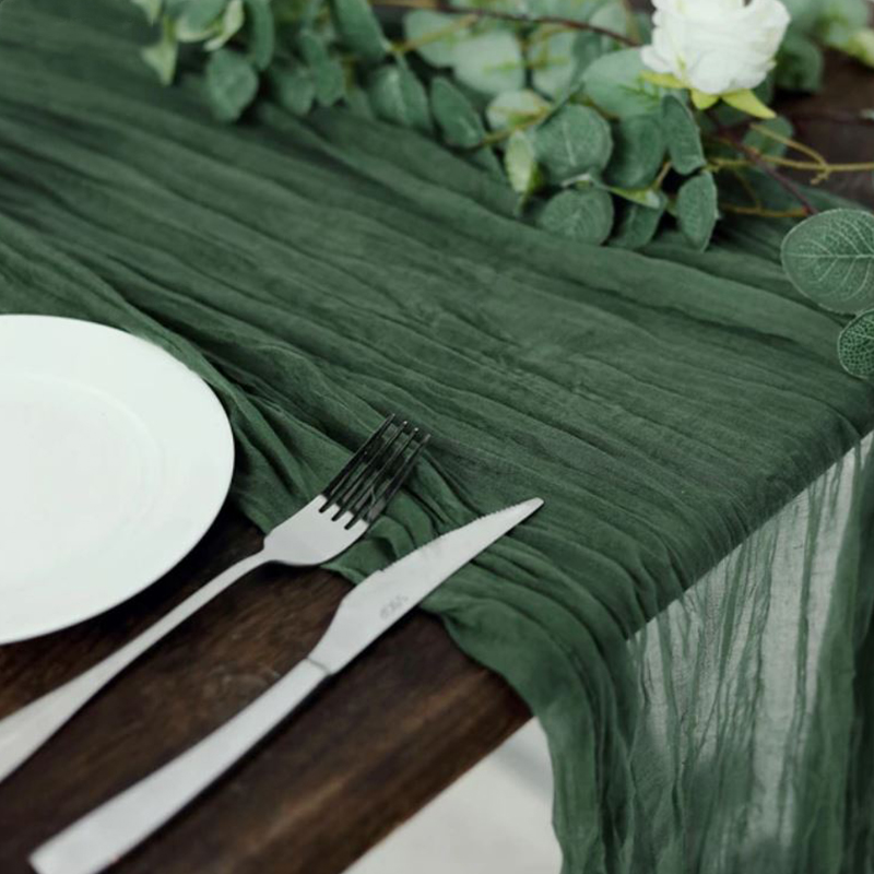 Tischläufer Musselin forestgreen grün dunkelgrün Hochzeit mieten Verleih 